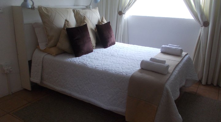 The Rock Guesthouse - Loerie Street