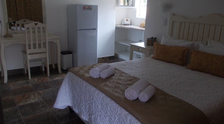 The Rock Guesthouse - Loerie Street