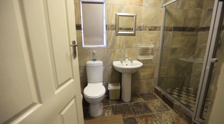 The Rock Guesthouse - Loerie Street