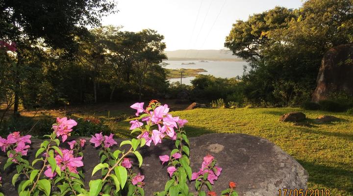 Clever’s Lake View Resort