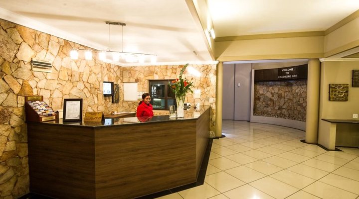 Sierra on Main Hotel