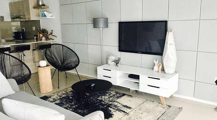 Azure - Beach Apartment