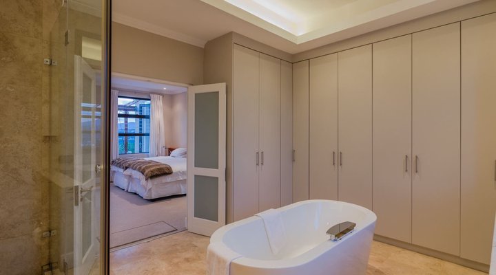 Pezula Sixth Hole Luxury - AR33