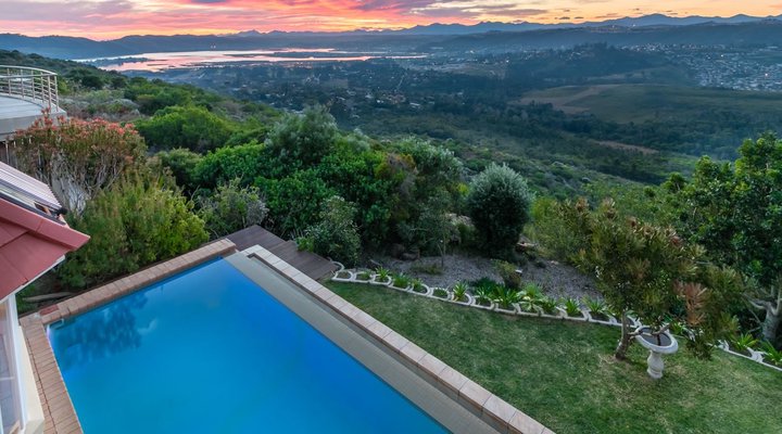 Pezula Rambling Elegance CM31