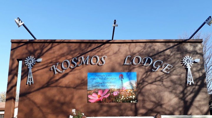Kosmos Lodge
