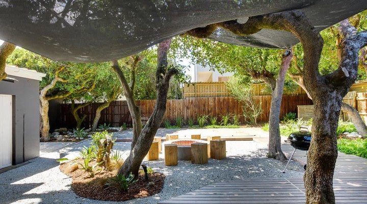 Long Beach Holiday Home