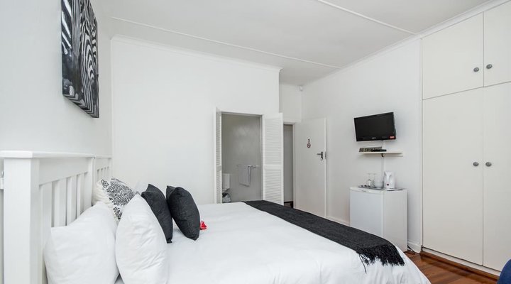 Emabaleni Guest House 