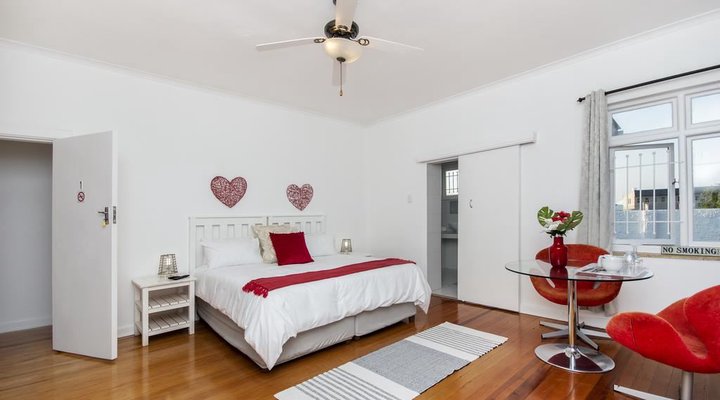 Emabaleni Guest House 