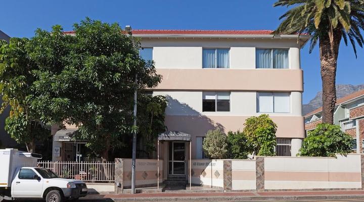 Polana Court 12 by CTHA