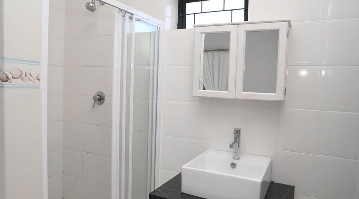 Makarios Holiday Home