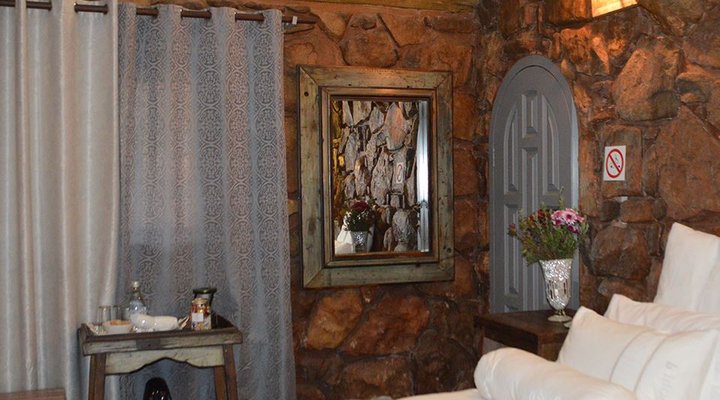 Oudehout Mountain Lodge