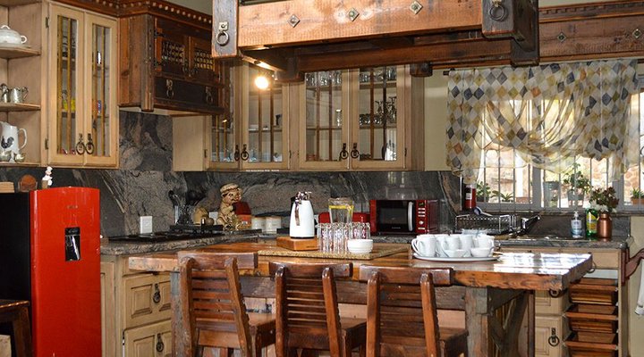 Oudehout Mountain Lodge