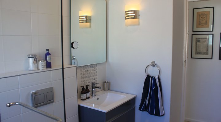 Beach house charm, Blouberg Beaches close by