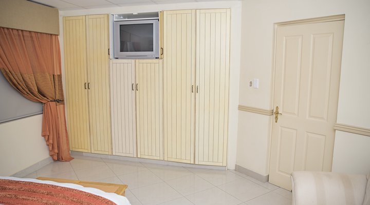 Margate Rondevoux 64