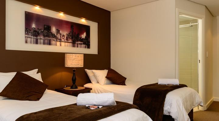 2 Night Package at Biggy Best Cottages