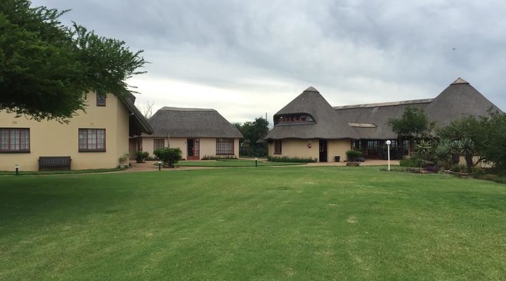2 Night Package at Owl and Elephant Lodge
