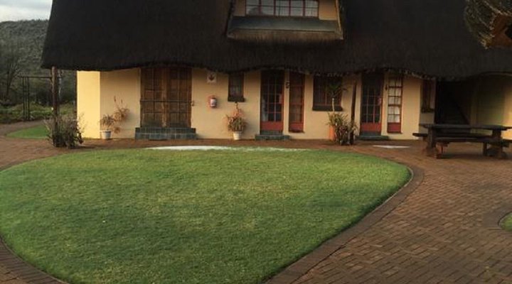2 Night Package at Owl and Elephant Lodge