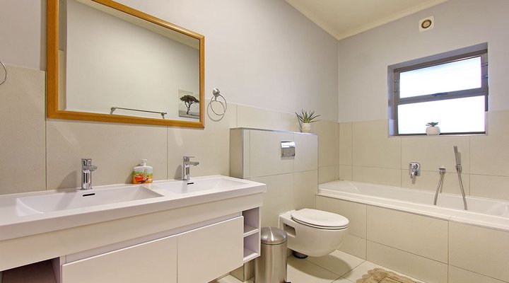 Manhattan Quarter 316