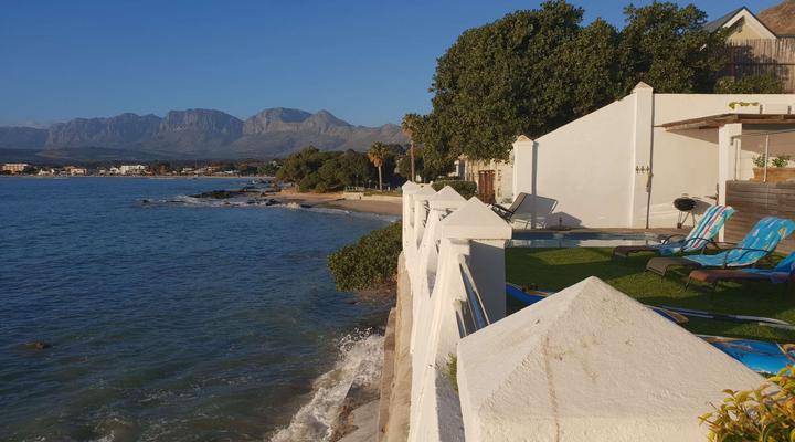 Westbank Private Beachfront Villa