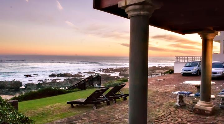 16 Beach Music (Est 2008) 