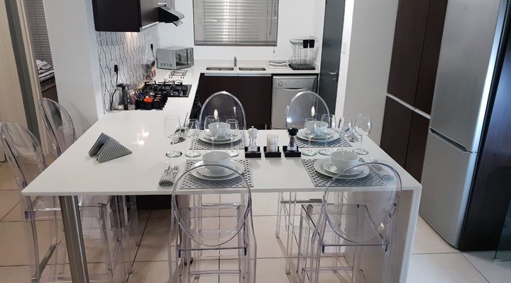 Trish's Executive Apartment