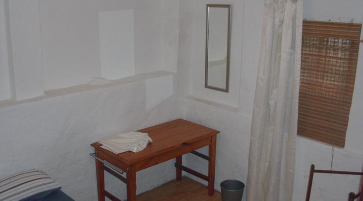 Devil's Peak, Apartment