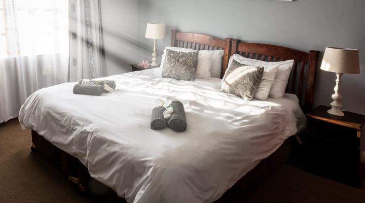 Stonehenge River Lodge