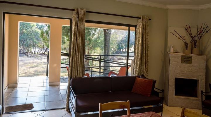 Stonehenge River Lodge