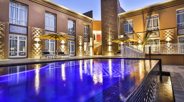 Meropa Hotel