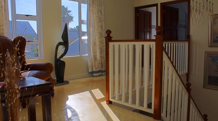 Waterside Living - Marina Martinique 1304