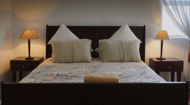 Waterside Living - Marina Martinique 1304