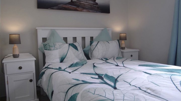 Waterside Living - Claptons Beach 16