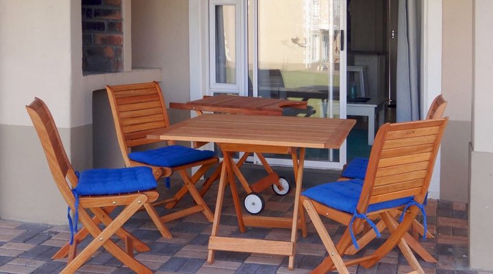 Waterside Living - Claptons Beach 16