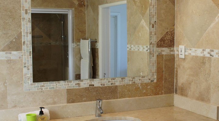 Waterside Living - Marina Martinique 1404