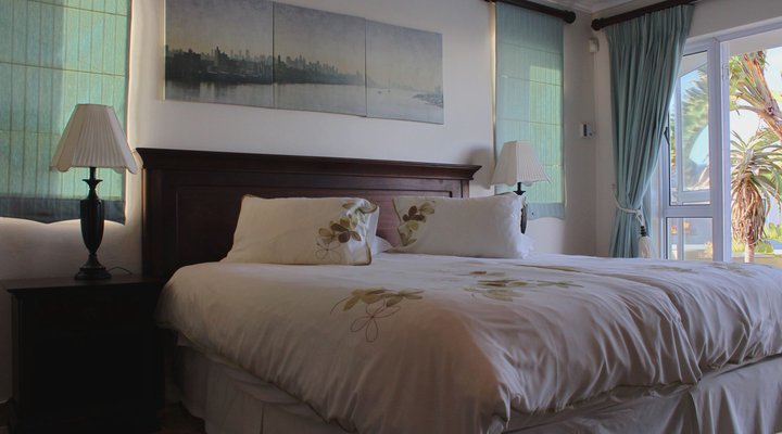 Waterside Living - Marina Martinique 1404