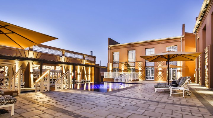 Meropa Hotel
