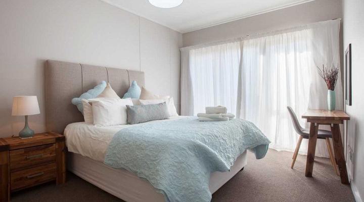 Manhattan Towers 507 by CTHA