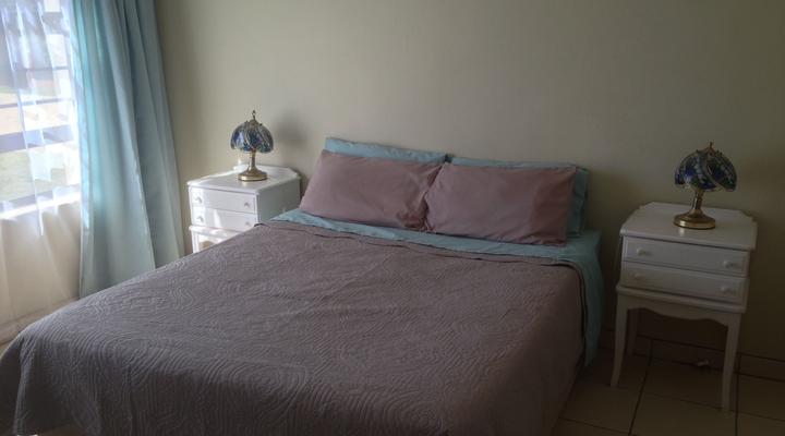 Aston Bay Holiday Home