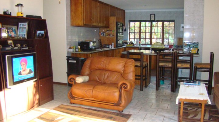 Vernon & Sandy's Place