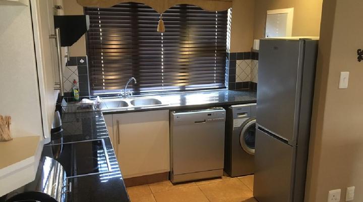 Amour de Pierre Villa 221