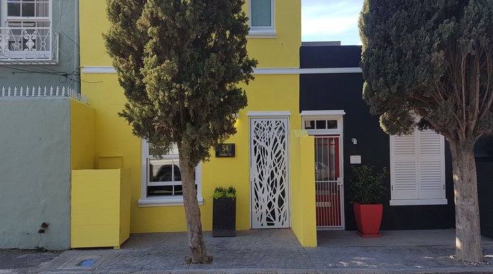Loader Street Apartment