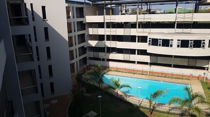 Cyro Apartments