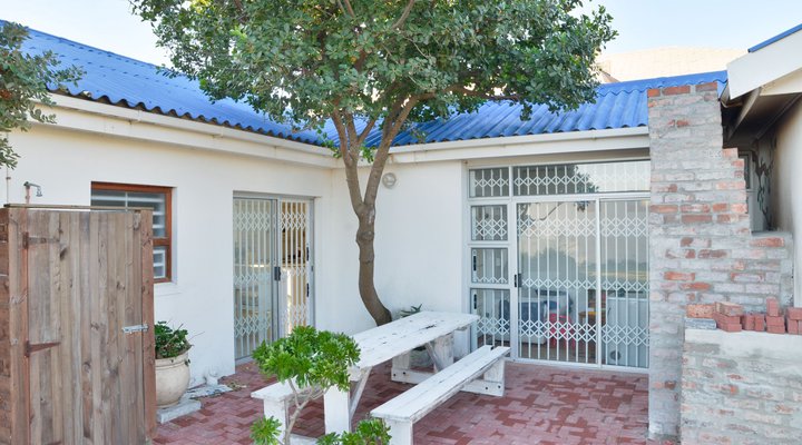 Happy Family Guest House