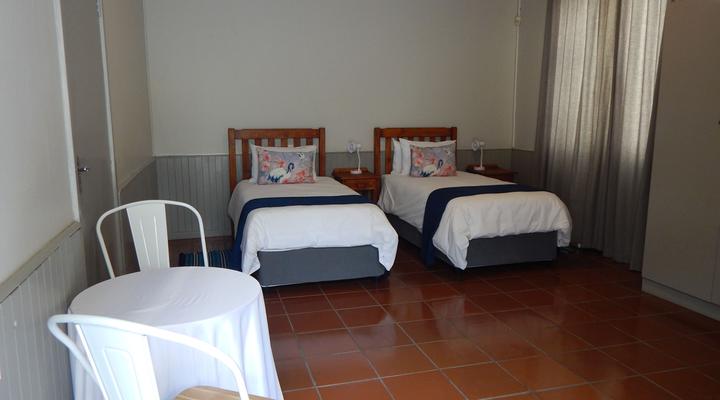 Strauss Holiday Accommodation and B&B