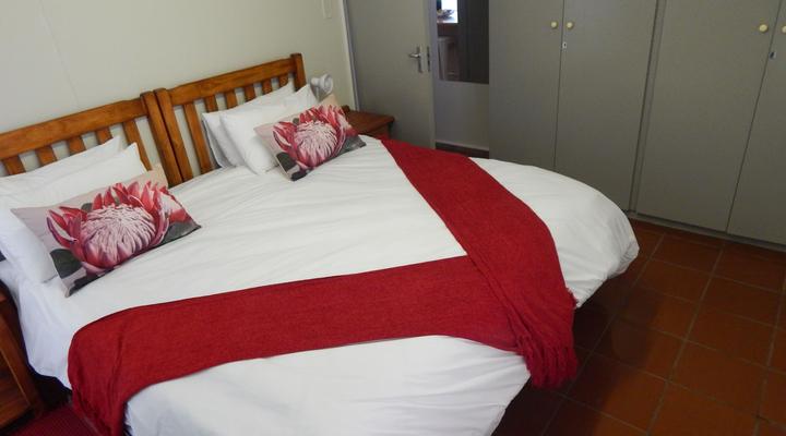 Strauss Holiday Accommodation and B&B