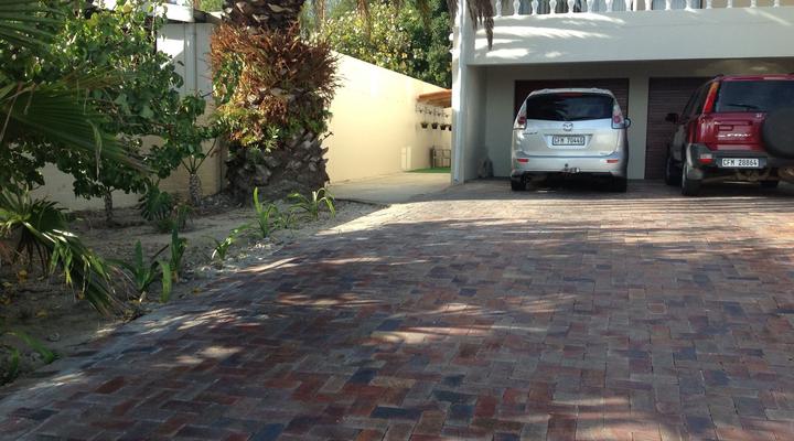 Barlinka lane Flatlet/self-catering