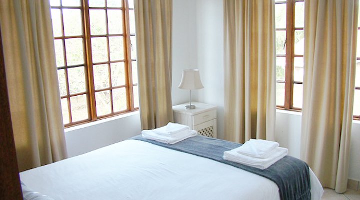 Kidd's Beach Holiday Home