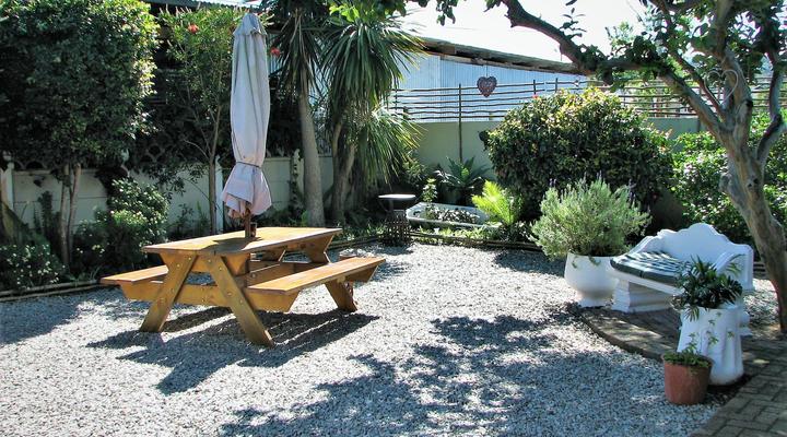 Jembjo’s Knysna Lodge & Backpackers