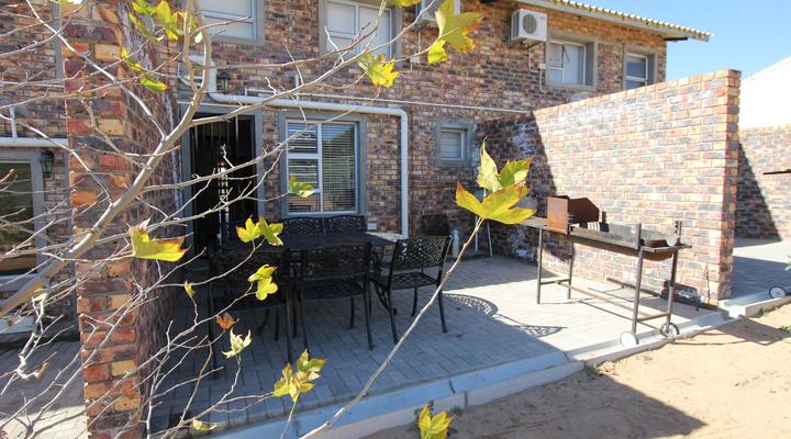 Leipoldt 7 at the foot of the Cederberg