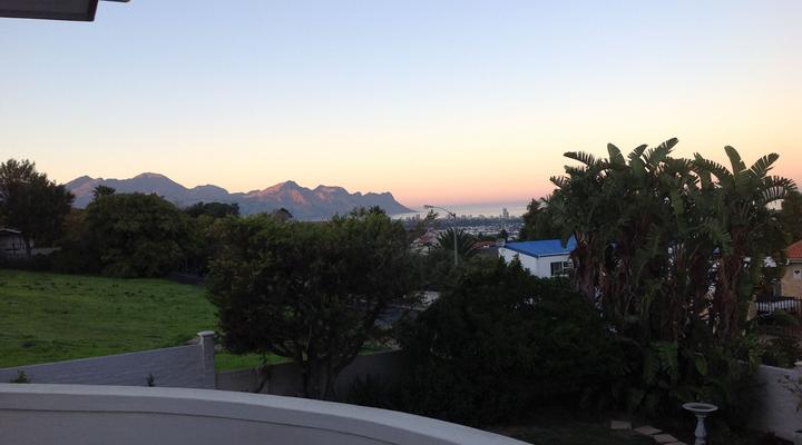 Barlinka lane Flatlet/self-catering